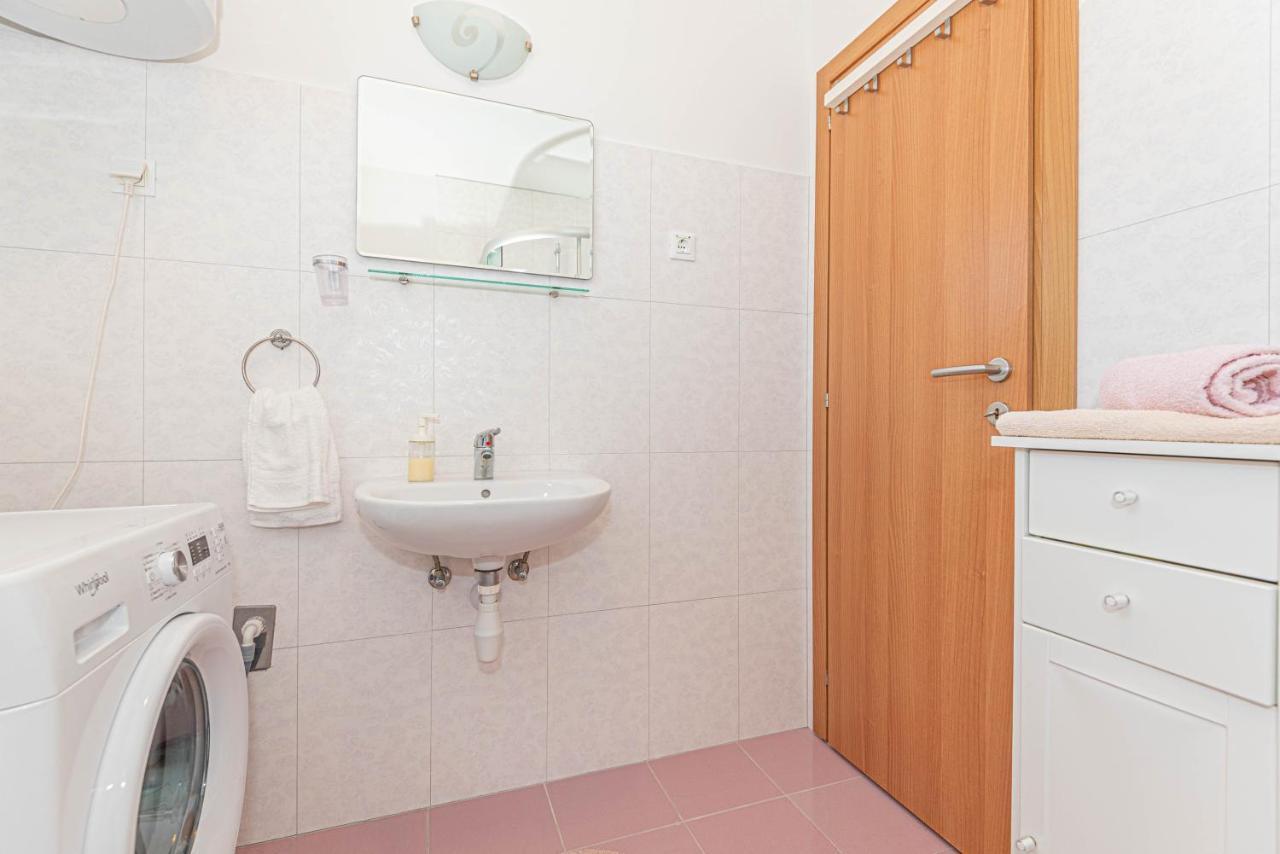 Apartment Milka Zaton  Bagian luar foto